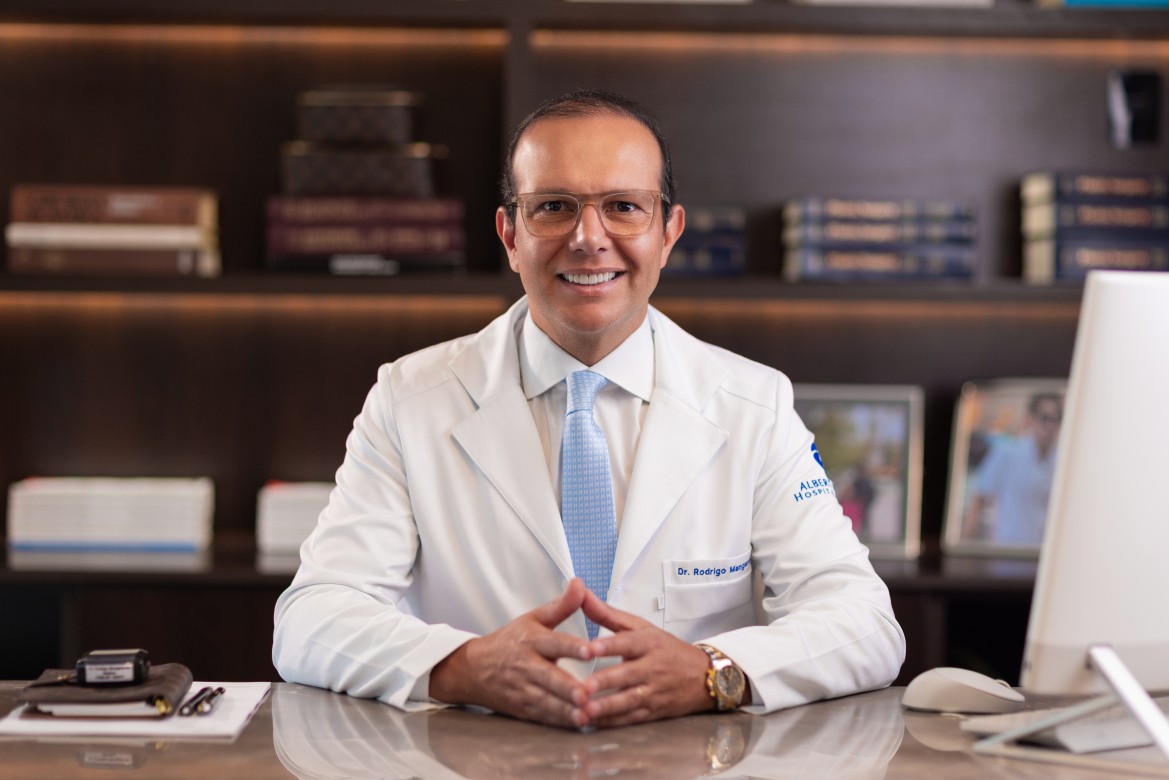 Dr. Rodrigo Mangaravite